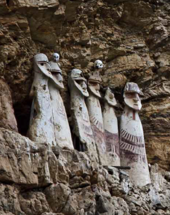 Sarcophagi of Karajia | Amazonas